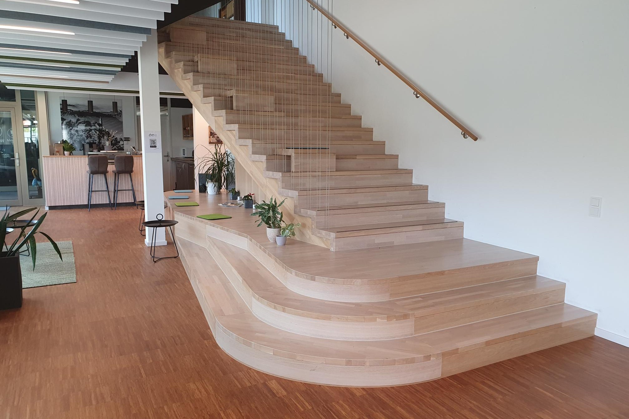 Treppe zum 1.OG Treppe-Foto-Gernot%20Bracher-3zu2